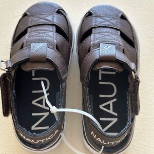 Toddler size 7 sandals NEW
